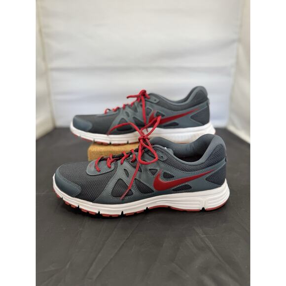Nike Revolution 2 Men’s Size 12 Anthracite Red Running Shoes Mesh 554953-044 main image 6